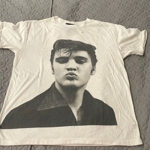 Forever 21 T-shirt with Elvis Presley